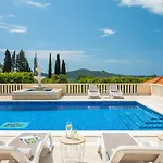 La Dubrovnik Vila *